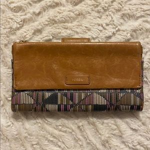 Fossil wallet